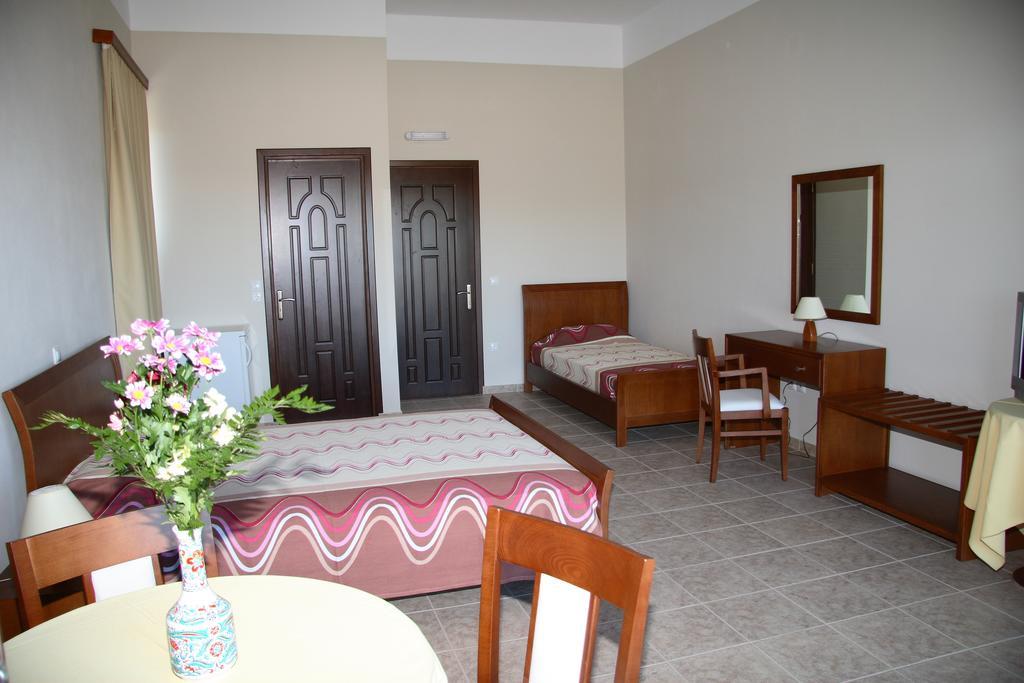 Calypso Apartments Вати Экстерьер фото