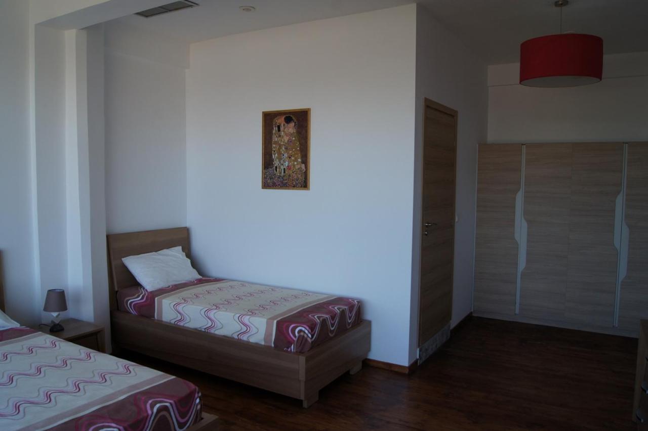 Calypso Apartments Вати Экстерьер фото